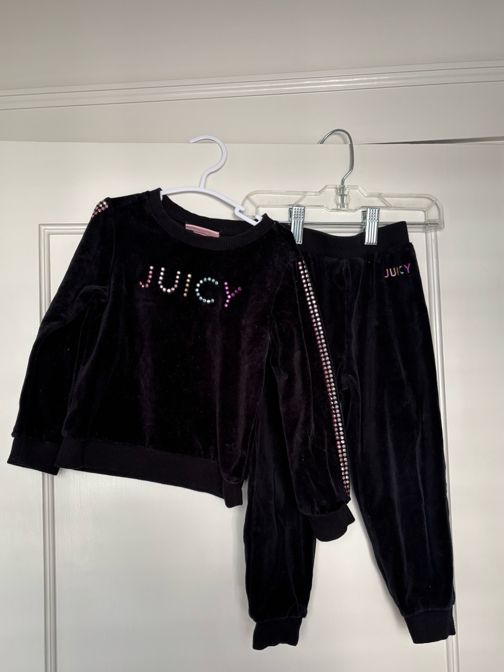 Juicy Couture Kids Black Velour Logo Sweatsuit